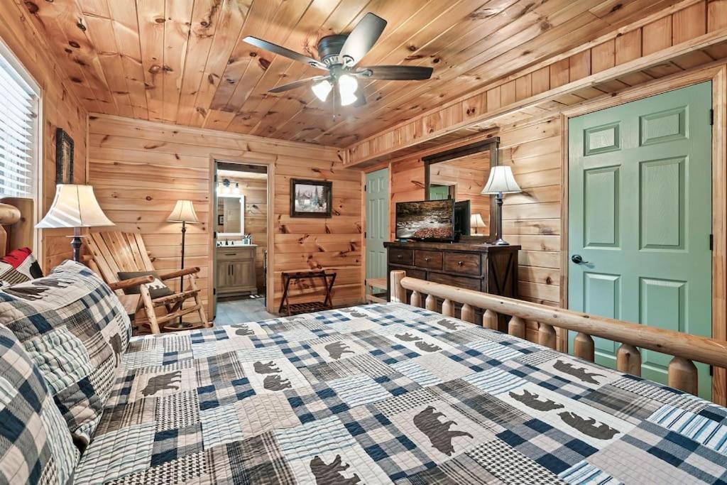 A Top Notch Lodge~Gatlinburg Ngoại thất bức ảnh