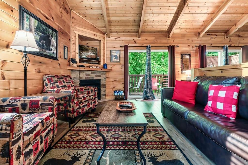 A Top Notch Lodge~Gatlinburg Ngoại thất bức ảnh