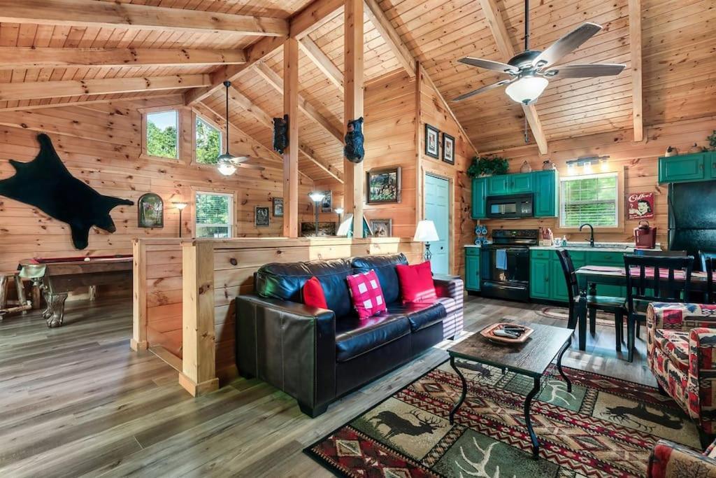 A Top Notch Lodge~Gatlinburg Ngoại thất bức ảnh